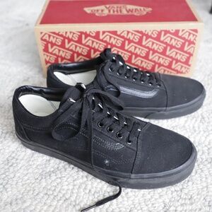 Unisex Black Old Skool Vans M9/W10.5